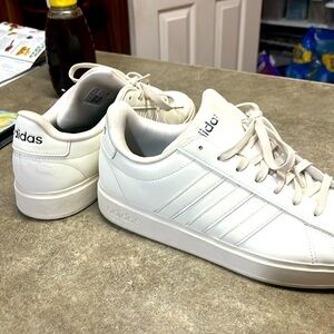 listing-status-banner